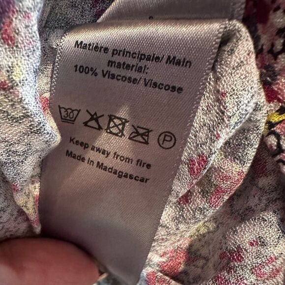 Zadig & Voltaire Blouse Bow Neckline in Floral Rose NWTs Size Small - Picture 7 of 9